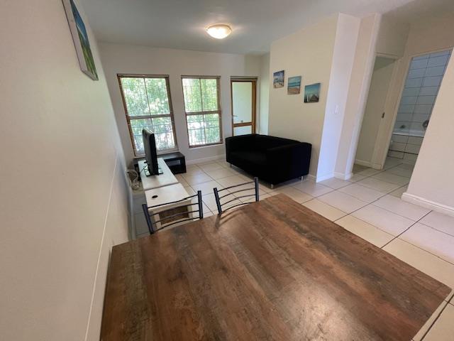 To Let 1 Bedroom Property for Rent in Sea Point Western Cape